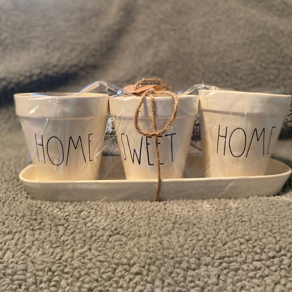 Rae Dunn “home sweet home” flower pots